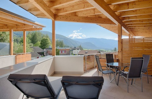 Riscone Apartment | Traum-ferienwohnung mit Dachterrasse & Tollem Ausblick, Cron4 Schwimmbad & Sauna