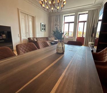 Mitte Apartment | *Traumhafte City-Wohnung/120qm/4-Räume*