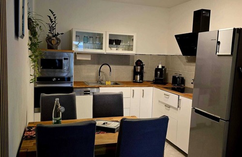 Oberzissen Apartment | Traumhaftes und Entspanntes Wohnen am Gartenteich