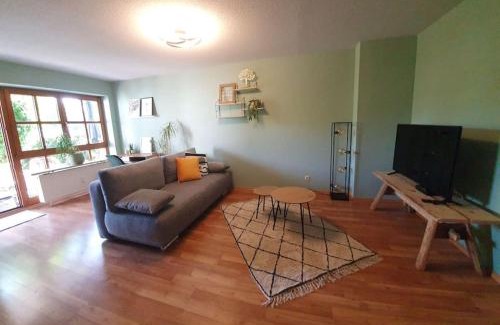 Ergolding Apartment | Traumwohnung mit Terrasse und Garten