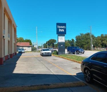 Winter Haven Hotel | Travel Inn Winter Haven