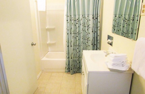Olney Hotel | Traveler's Inn Motel