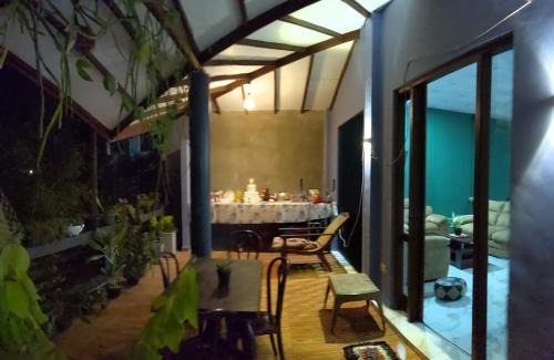 Ganga Ihala Korale House | Travelers' Nest Homestay