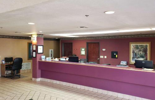 Carlsbad Hotel | Travelodge by Wyndham Carlsbad NM