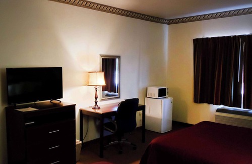 Carlsbad Hotel | Travelodge by Wyndham Carlsbad NM