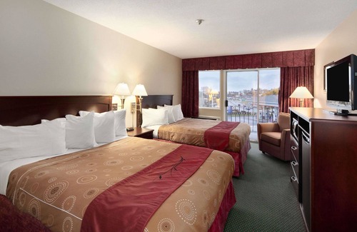 Regional District of Nanaimo Hotel | Travelodge by Wyndham Nanaimo