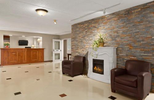 Owen Sound Hotel | Travelodge by Wyndham Owen Sound ON