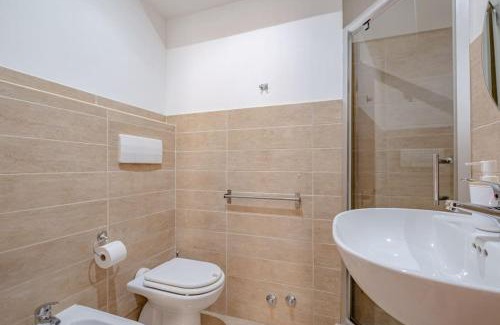Garbatella Apartment | (Tre camere e tre bagni) Art of living Garbatella