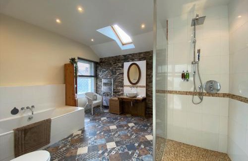 Douglas Apartment | Tre