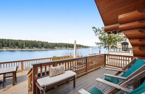 Allyn-Grapeview House | Treasure Island Retreat