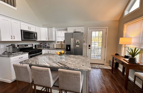 Treasure Lake Ski Chalet | Treasure Lake Home, hot tub, partial Lake view and walking distance to beach