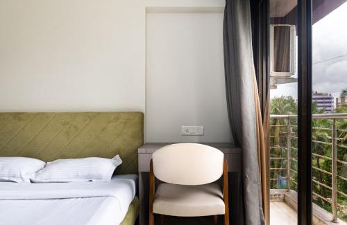 Bandra East Apartment | Treat Homes Service Apartment in BKC Sindhuratna 503