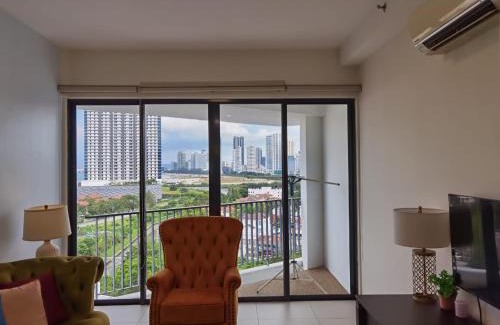 Tanjung Tokong Apartment | Tree Family Executive Suite 3 BR/8 PAX Gurney