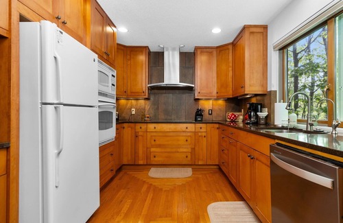 Maple City House | Tree House in The Homestead