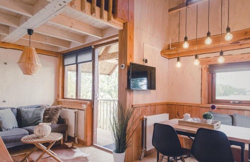 Zuna Resort | Tree house