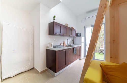 Tel Aviv Apartment | Tree House Oasis - Luxe Studio + Balcony (1)