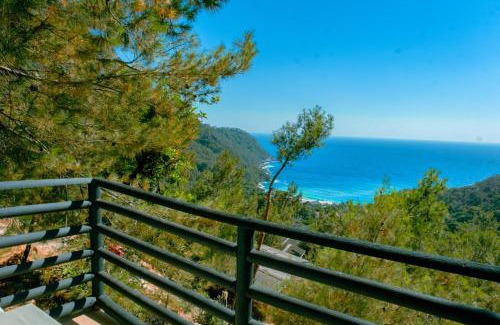 Kabak Valley Hotel | Tree Houses Hotel