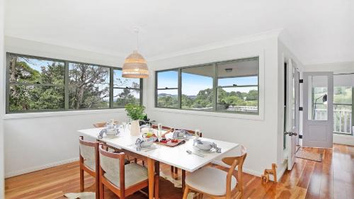 Robertson House | Tree Scape Retreat
