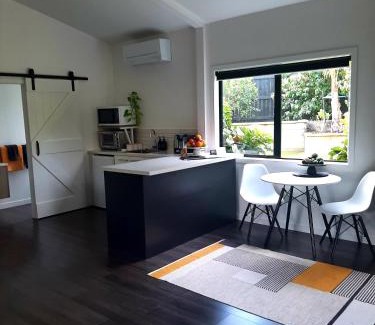Whakamarama Villa | Tree View Studio