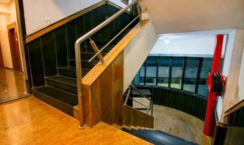 Thane West Hotel | Treebo Arvind Residency