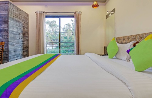 Wai Hotel | Treebo Dreamworld