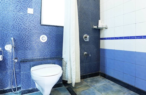 Ejipura Hotel | Treebo Edha Suites Koramangala