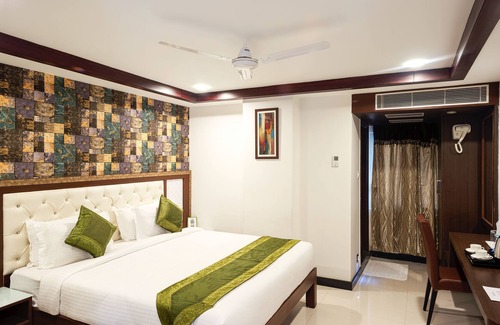 Vijayawada Hotel | Treebo Empire