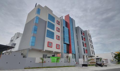 Coimbatore Hotel | Treebo Everest Residency Tidel Park, 15 Mins From Coimbatore International Airport