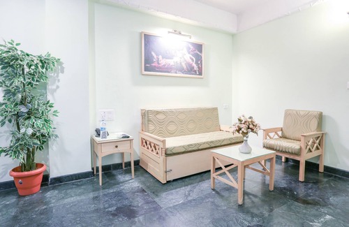 Gokulam Hotel | Treebo Komfort Suites, 3 Km From Mysore Palace