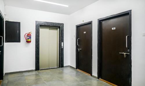 Pune Hotel | Treebo Luxe Suite, Shivaji Nagar