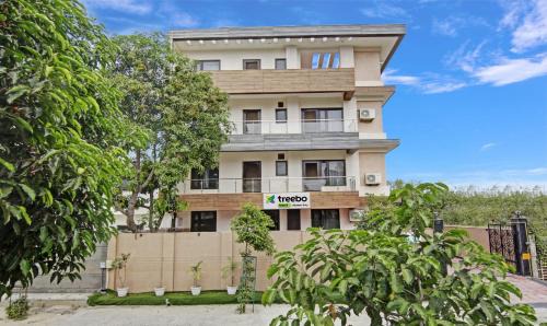 Noida Hotel | Treebo Modern Stays