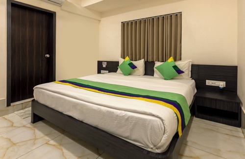 Rajkot Hotel | Treebo Oscar