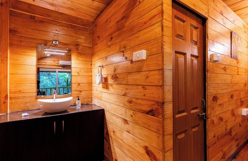 Ponda Hotel | Treebo Rock Valley
