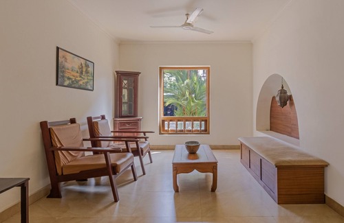 Kannur Hotel | Treebo Sadhoo Heritage
