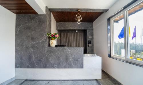 Kandal Hotel | Treebo Skydale Premium Suites, 1500 Mtrs From Ooty Lake