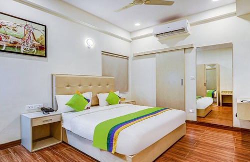 Yeshwanthpur House | Treebo Trend Galaxy Suites