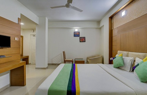 Periamet Hotel | Treebo Trend The Green City