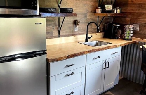 Angel Fire Bed & Breakfast | TREEHOUSE Bed & Breakfast with stunning mountain views