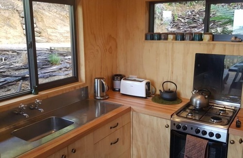 Motueka Valley Ski Chalet | Treehouse Yurt retreat