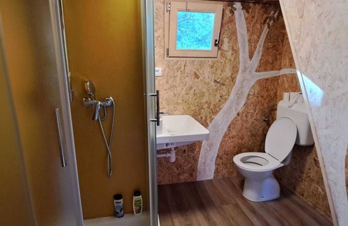 Ljubac House | TreeHouses Ljubač Glamping Robinson
