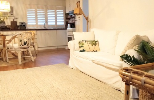 Ocean Grove Apartment | Treescape, Seascape Getaway