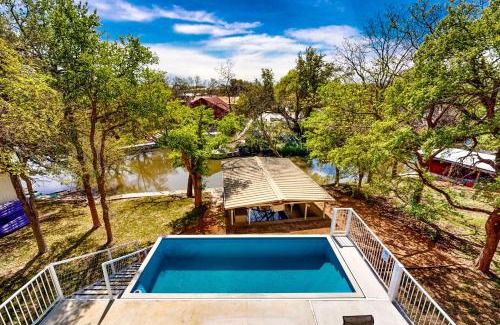 Kingsland House | Treetop on LBJ