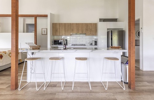 Tweed Heads West House | Treetops: 3-Bedroom Open Plan Balcony House