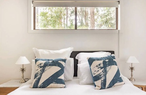 Tweed Heads West House | Treetops: 3-Bedroom Open Plan Balcony House