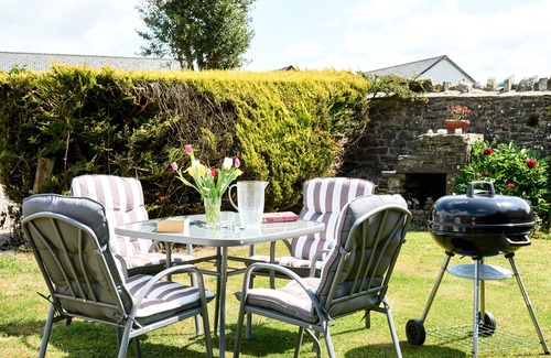 Brecon House | Trefaen Cottage, Trefaen Cottage in the Brecon Beacons