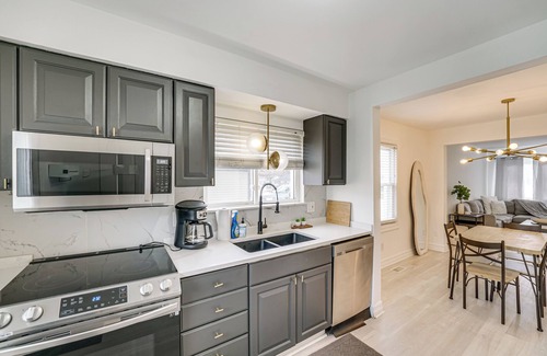 Birmingham House | Trendy Birmingham House w/Laundry Amenities!