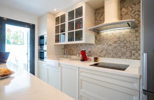 Retamar House | TrendyHomes Retamar II - Diseño, confort y playa