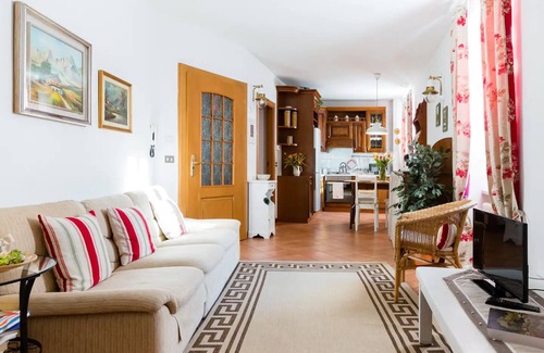 Castel Ivano Apartment | Trentino Lodge Via San Vito