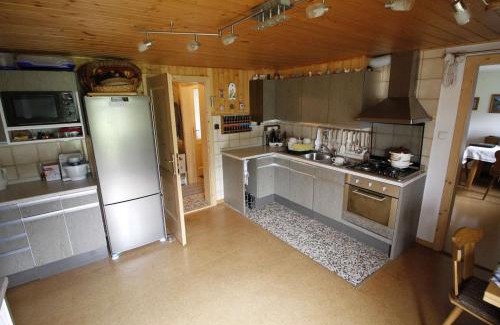 Porte di Rendena Apartment | Trentino Val Rendena casa con vista 3 camere doppie e 2 bagni
