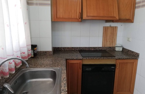 Xeraco Beach Apartment | Tres Dormitorios, dos Terrazas, Piscina, a Cuarenta Metros de la Arena!